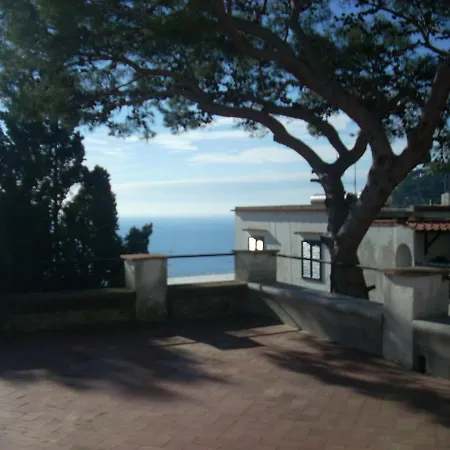 La Terrazza Sul Blu Di Prázdninový dům